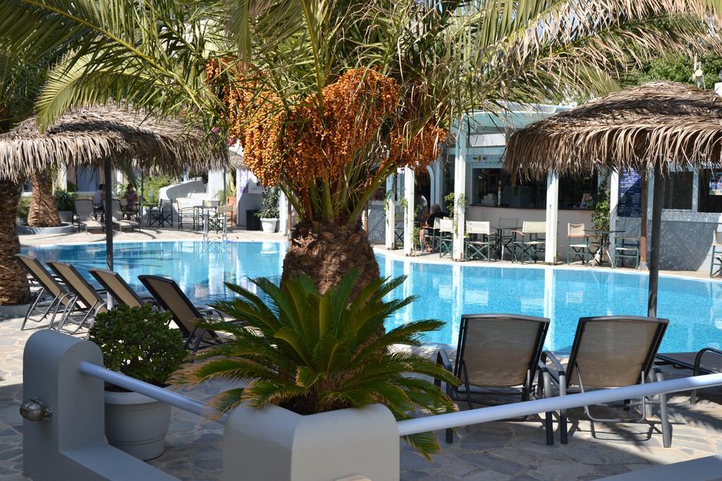 Zephyros Hotel Kamari  Luaran gambar