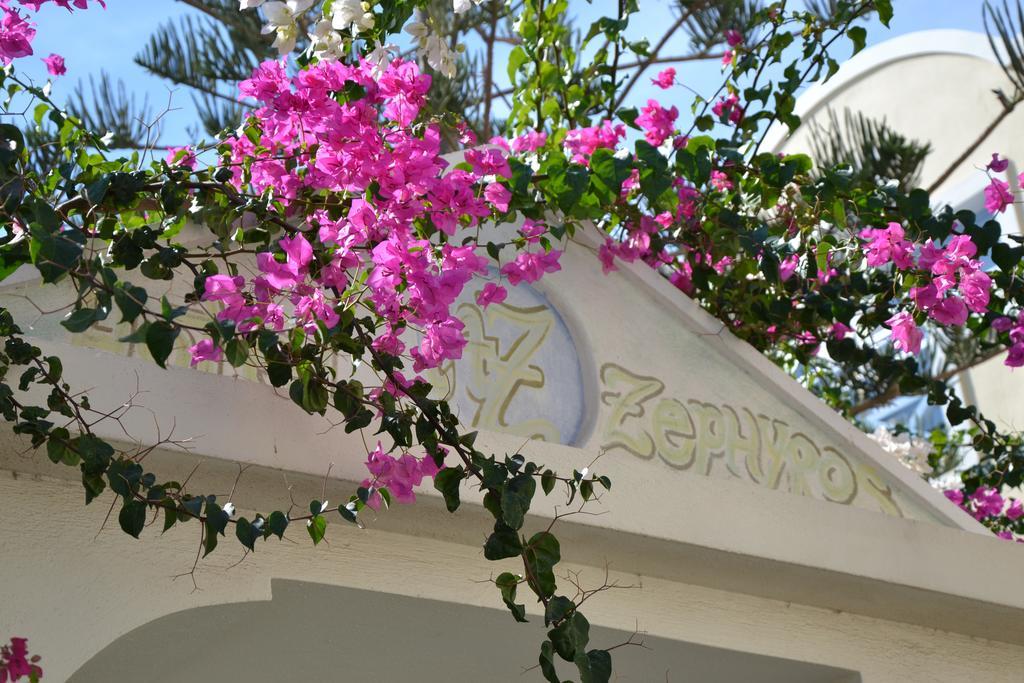Zephyros Hotel Kamari  Luaran gambar