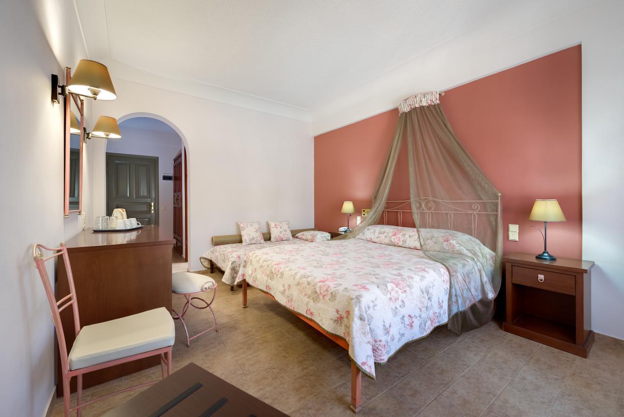 Zephyros Hotel Kamari  Luaran gambar