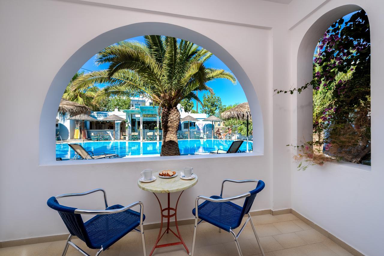Zephyros Hotel Kamari  Luaran gambar